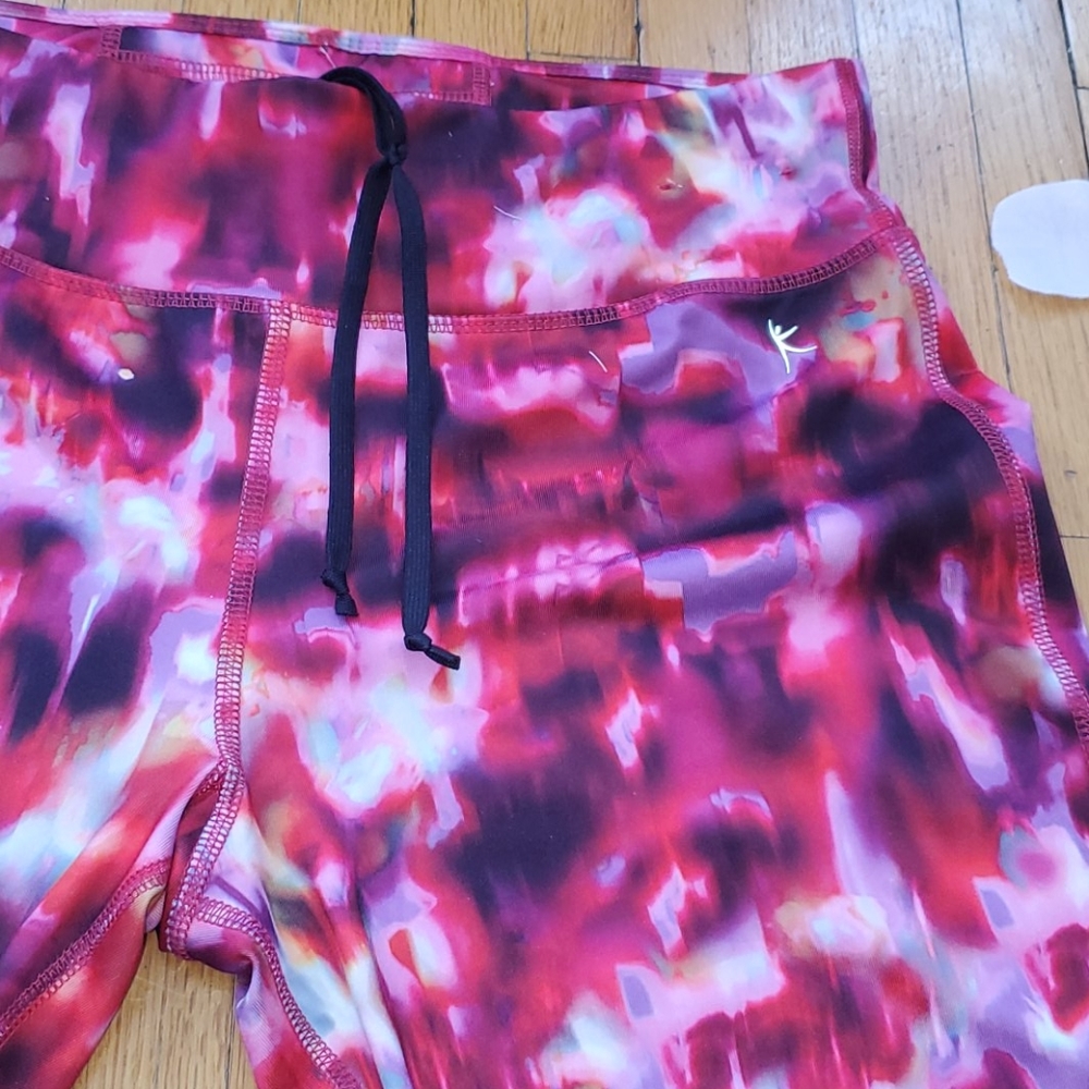 New Danskin crop pants